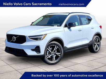 New 2026 Volvo XC40 B4 Core w/ Protection Package Premier