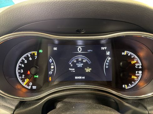 Used 2020 Jeep Grand Cherokee Limited w/ Trailer Tow Group IV image 17