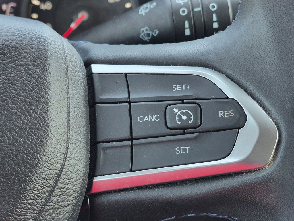 Used 2022 Jeep Compass Latitude AWD/4WD image 13