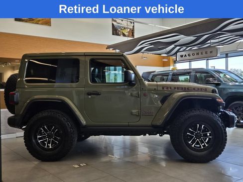 Used 2025 Jeep Wrangler Rubicon AWD/4WD image 3