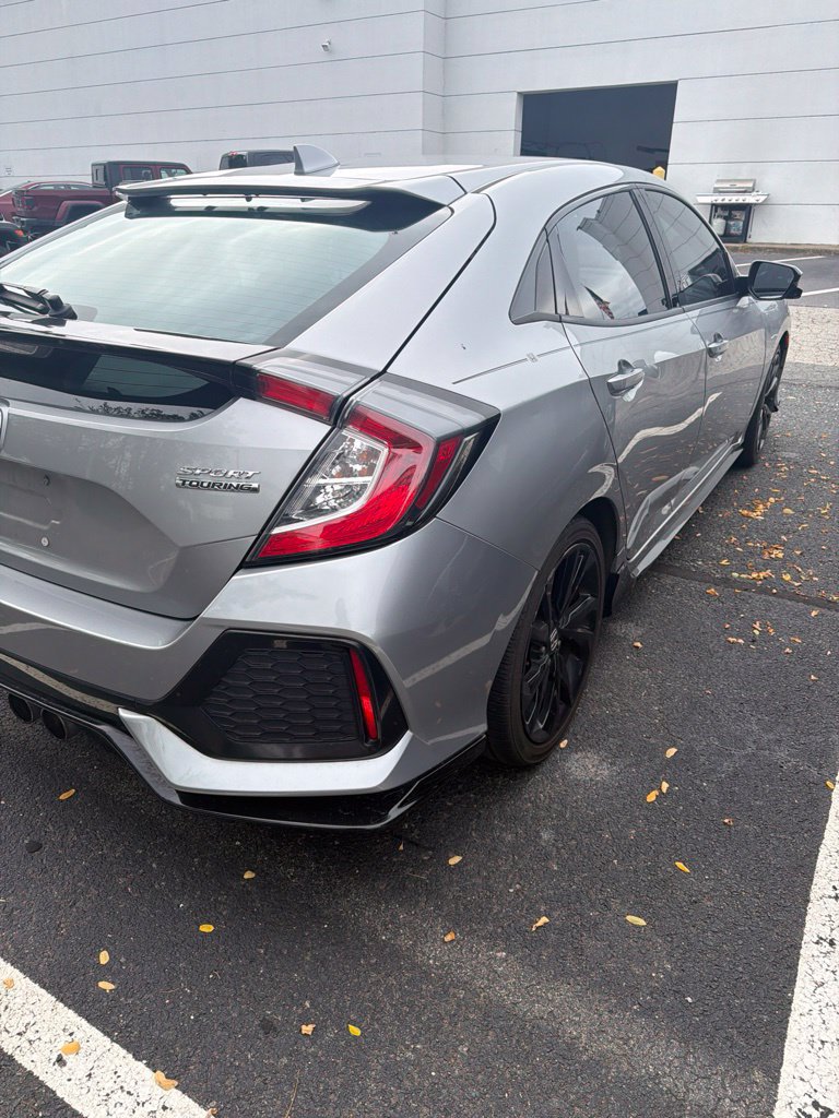 Used 2017 Honda Civic Sport Touring image 4