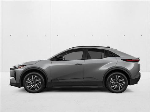 New 2026 Toyota C-HR image 2