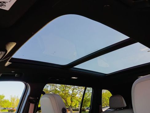 New 2026 GMC Acadia Elevation image 15