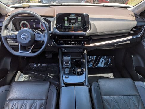 Used 2022 Nissan Rogue Platinum w/ Head-Up Display Package FWD image 16