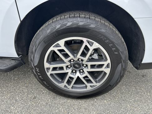 Used 2025 Ford Expedition Max Active image 18