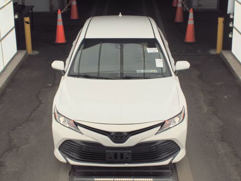 Used 2020 Toyota Camry LE w/ Carpet Mat Package image 2