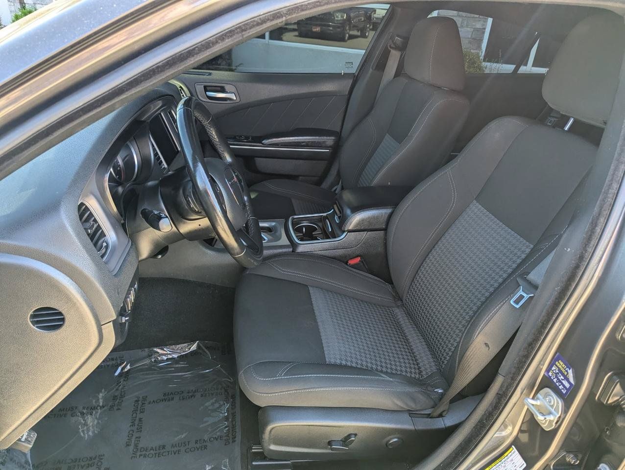 Used 2023 Dodge Charger SXT RWD image 11