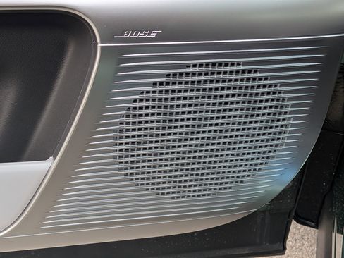 New 2026 Hyundai Ioniq 9 Limited image 17