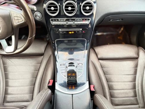 Used 2017 Mercedes-Benz GLC 43 AMG 4MATIC image 31