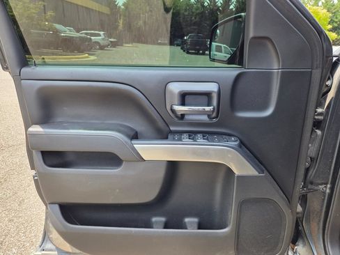 Used 2018 Chevrolet Silverado 1500 LT w/ All Star Edition AWD/4WD image 10