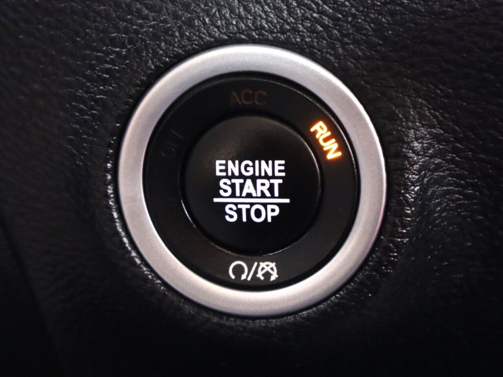 Used 2021 Dodge Challenger SXT RWD image 24