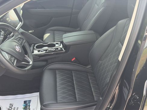 Used 2023 Buick Envision Avenir AWD/4WD image 10