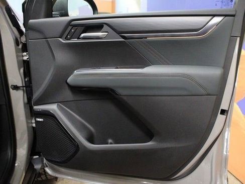 New 2026 GMC Acadia AT4 image 10