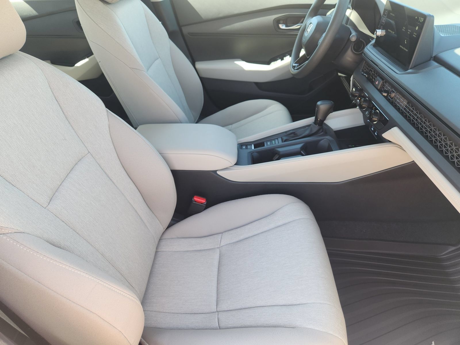 New 2026 Honda Accord LX image 14