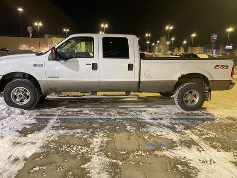Used 2004 Ford F350 Lariat image 6
