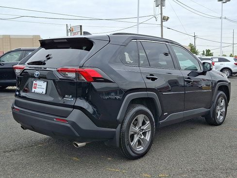 Certified 2024 Toyota RAV4 XLE image 7