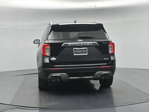 Certified 2023 Ford Explorer King Ranch w/ Technology Package AWD/4WD image 36