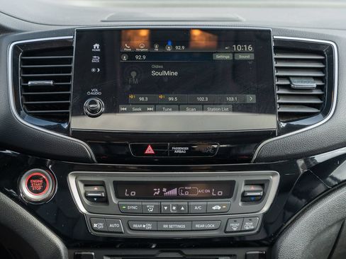 Used 2019 Honda Pilot Touring image 33