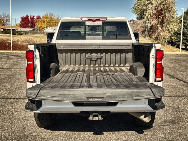 Used 2025 Chevrolet Silverado 3500 High Country w/ High Country Premium Package AWD/4WD image 24