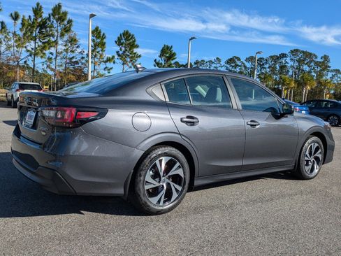 Used 2025 Subaru Legacy Premium image 4