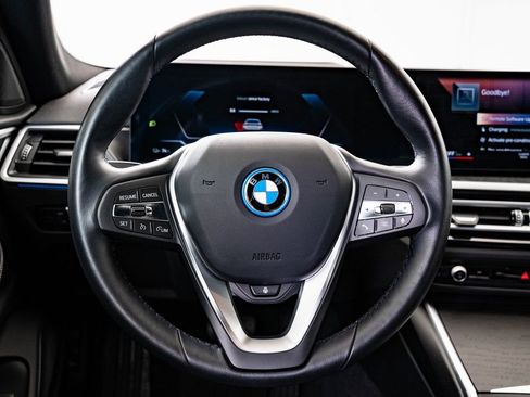 Used 2023 BMW i4 eDrive40 w/ Premium Package RWD image 41