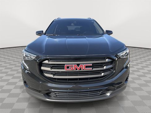 Used 2021 GMC Terrain SLT w/ Elevation Edition AWD/4WD image 2
