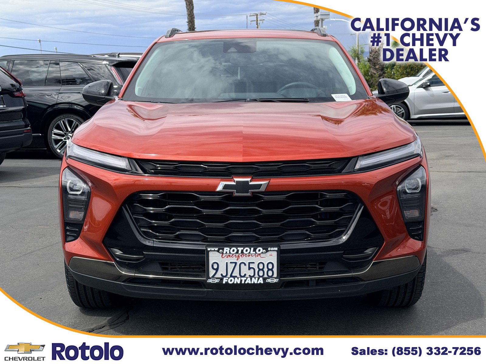 Used 2024 Chevrolet Trax ACTIV w/ Sunroof Package FWD image 2