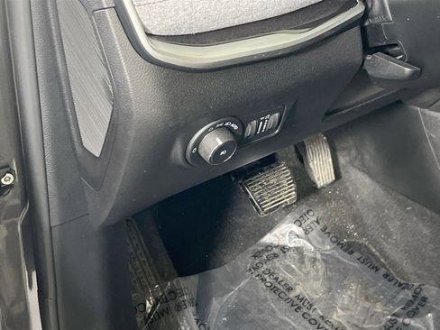 Used 2022 Jeep Compass Latitude w/ Sun and Sound Group image 10