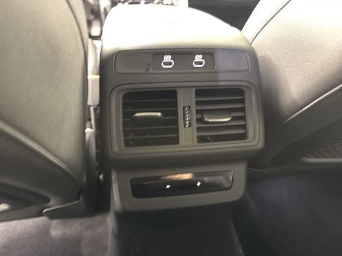 Used 2025 Audi Q5 Premium Plus w/ Premium Plus image 12