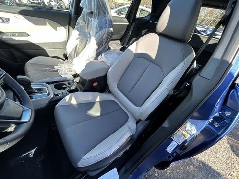 Certified 2025 Subaru Forester Limited image 11