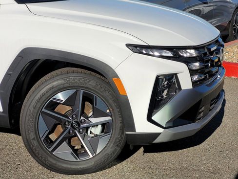 New 2026 Hyundai Tucson SEL image 3