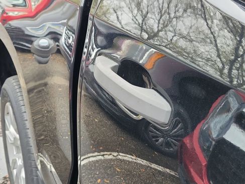 Used 2022 Chevrolet Silverado 1500 Custom image 13