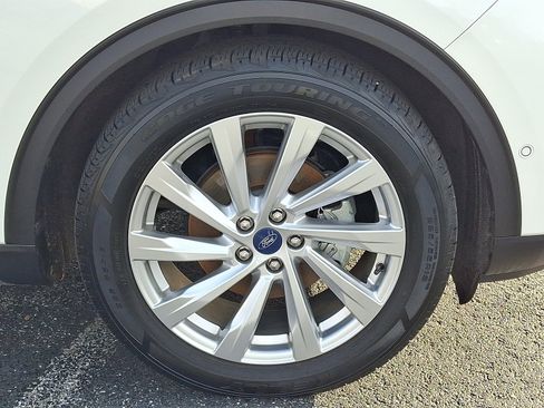 Used 2021 Ford Escape Titanium w/ Titanium Elite Package image 8