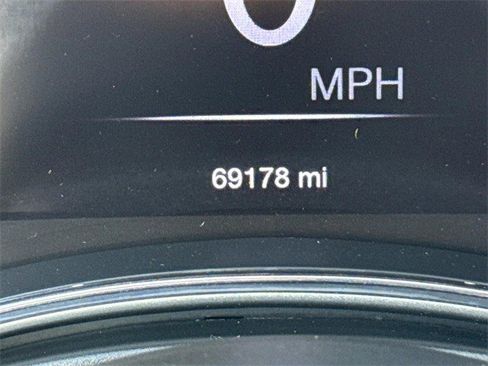 Used 2020 Jeep Grand Cherokee Limited image 28