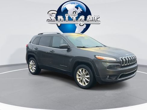 Used 2016 Jeep Cherokee Limited image 2