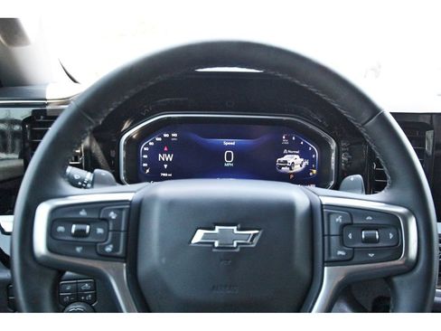 Used 2026 Chevrolet Silverado 1500 LT Trail Boss w/ LT Trail Boss Premium Package AWD/4WD image 13