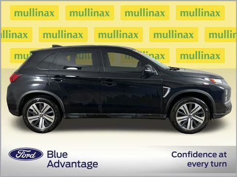 Used 2022 Mitsubishi Outlander Sport SE image 2