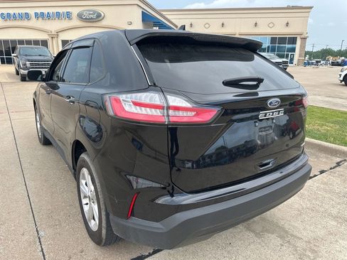 Used 2024 Ford Edge SE AWD/4WD image 9