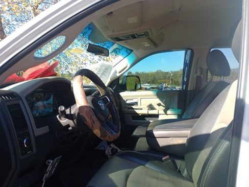Used 2011 RAM 2500 SLT AWD/4WD image 13