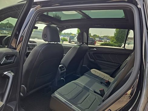 Used 2024 Volkswagen Tiguan SEL R-Line AWD/4WD image 11
