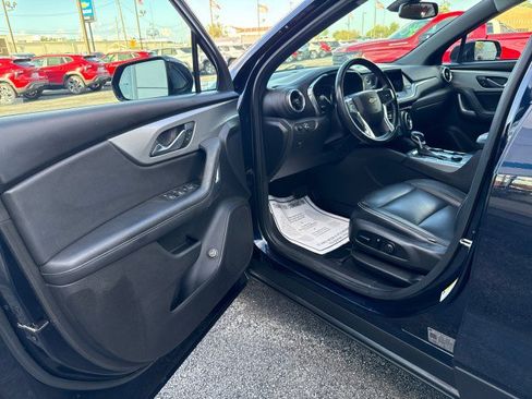 Used 2020 Chevrolet Blazer LT FWD image 13