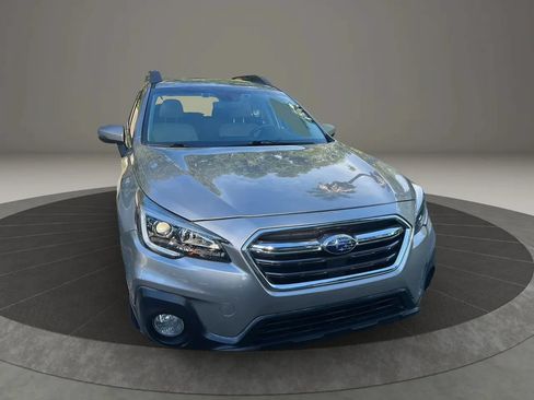 Used 2018 Subaru Outback 2.5i Premium AWD/4WD image 14