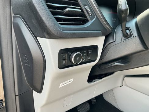 Used 2023 Ford Escape SE FWD image 31