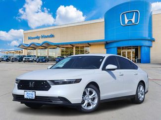 Used 2025 Honda Accord LX video 1