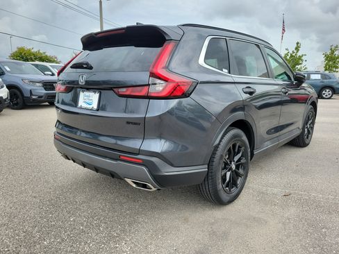 Used 2023 Honda CR-V Sport image 6