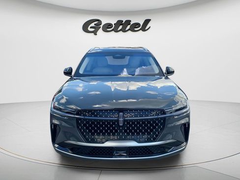 Used 2024 Lincoln Nautilus Black Label AWD/4WD image 2