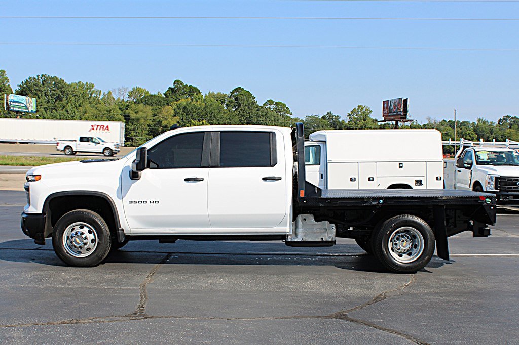 Used 2025 Chevrolet Silverado 3500 W/T AWD/4WD image 6