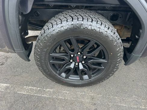 Used 2022 GMC Sierra 1500 Elevation AWD/4WD image 12