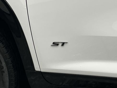 New 2026 Buick Enclave Sport Touring w/ Power Package image 35