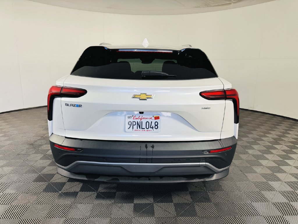 Used 2024 Chevrolet Blazer EV LT AWD/4WD image 25
